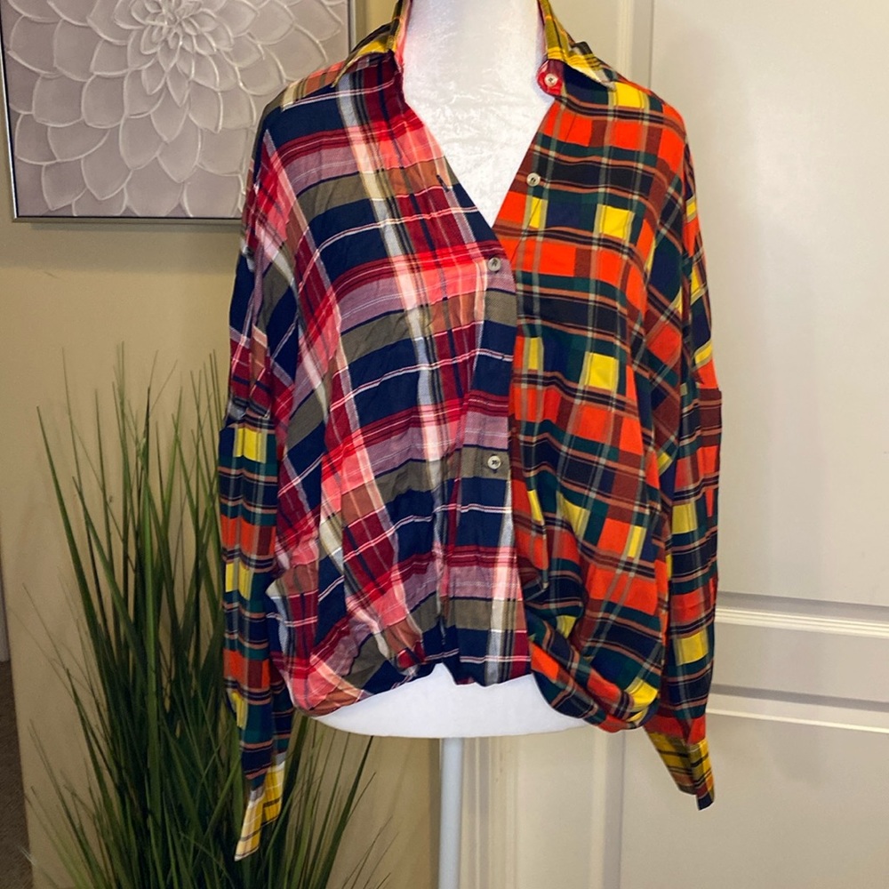Umgee bright color plaid with front knot at waist
